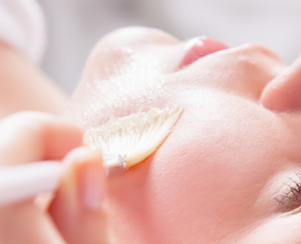 ProLift Mandelic Glow Behandlung.